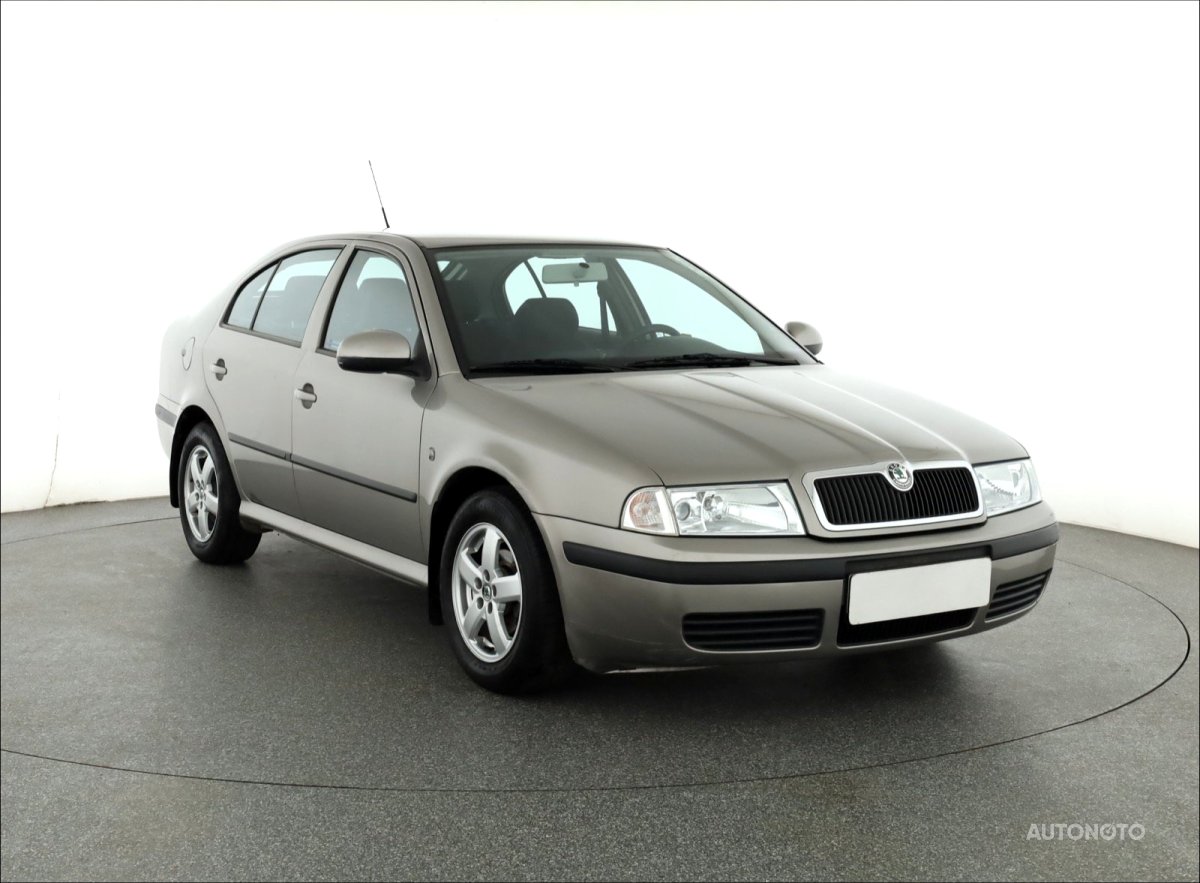 Škoda Octavia, 2010 - celkový pohled