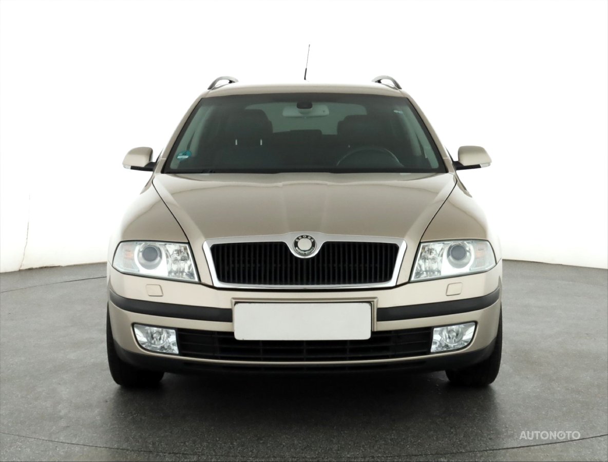 Škoda Octavia, 2006 - pohled č. 2