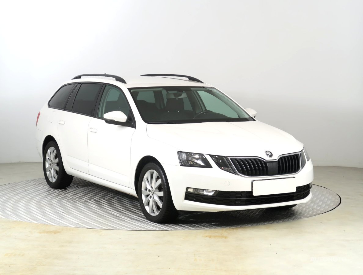 Škoda Octavia, 2020 - celkový pohled