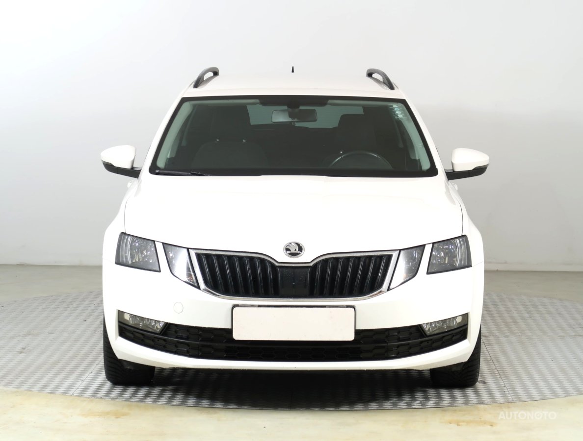 Škoda Octavia, 2020 - pohled č. 2
