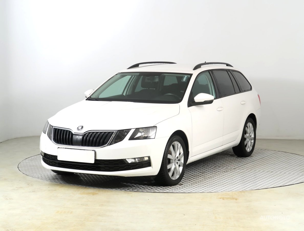 Škoda Octavia, 2020 - pohled č. 3