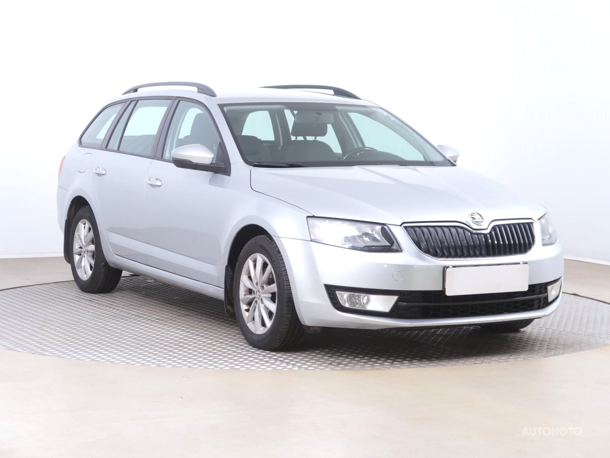 Škoda Octavia, 2013 - celkový pohled
