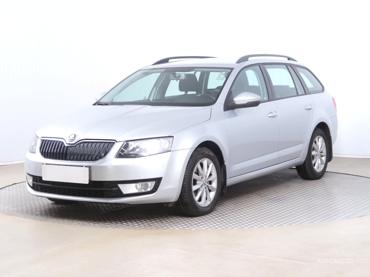 Škoda Octavia, 2013 - pohled č. 3