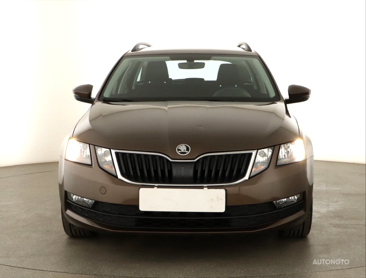 Škoda Octavia, 2018 - pohled č. 2
