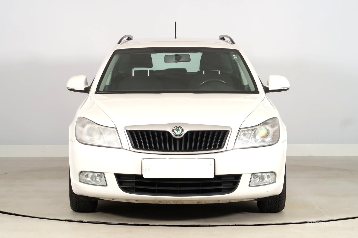 Škoda Octavia, 2012 - pohled č. 2