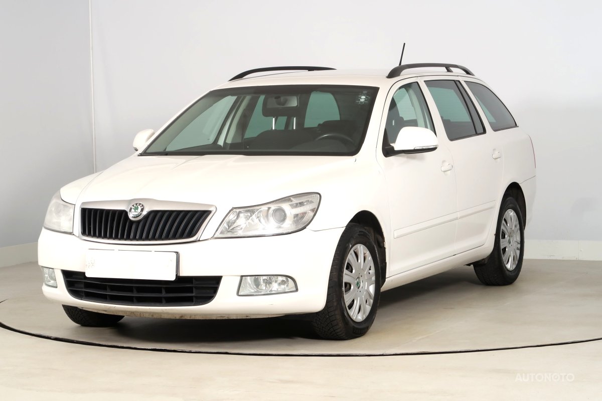 Škoda Octavia, 2012 - pohled č. 3