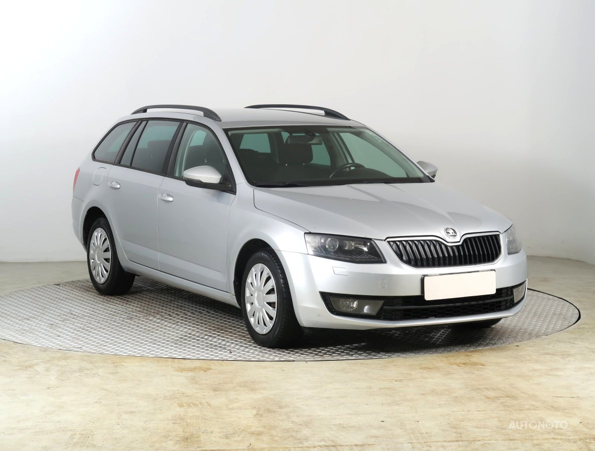 Škoda Octavia, 2013 - celkový pohled