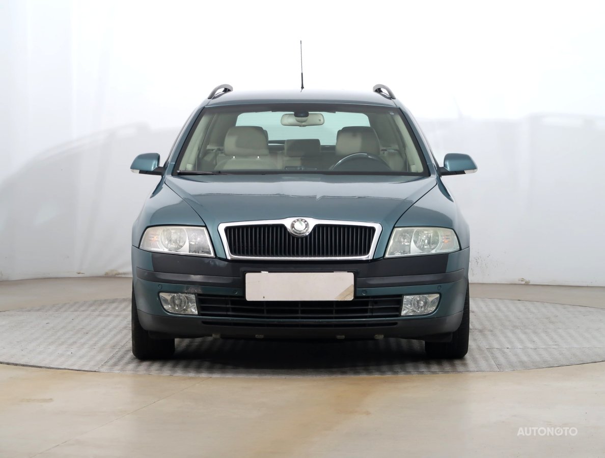 Škoda Octavia, 2006 - pohled č. 2