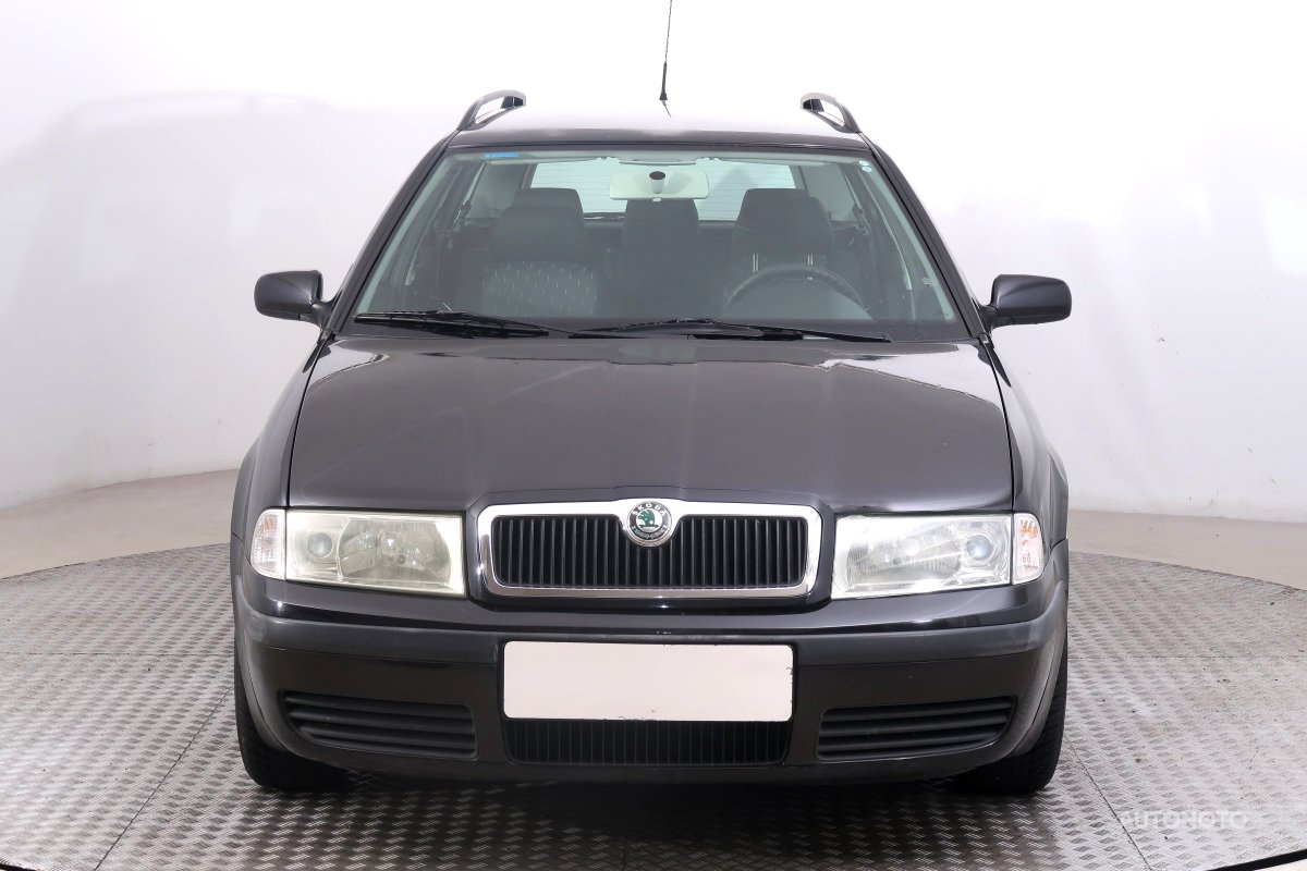 Škoda Octavia, 2005 - pohled č. 2
