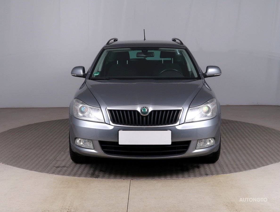Škoda Octavia, 2012 - pohled č. 2