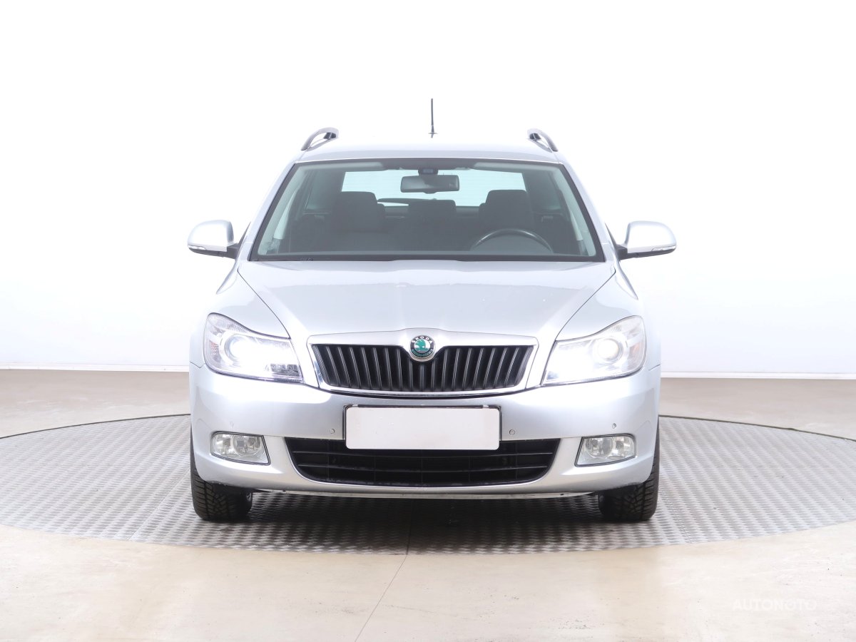 Škoda Octavia, 2012 - pohled č. 2