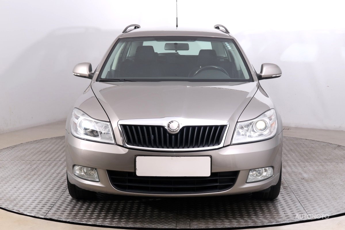Škoda Octavia, 2009 - pohled č. 2