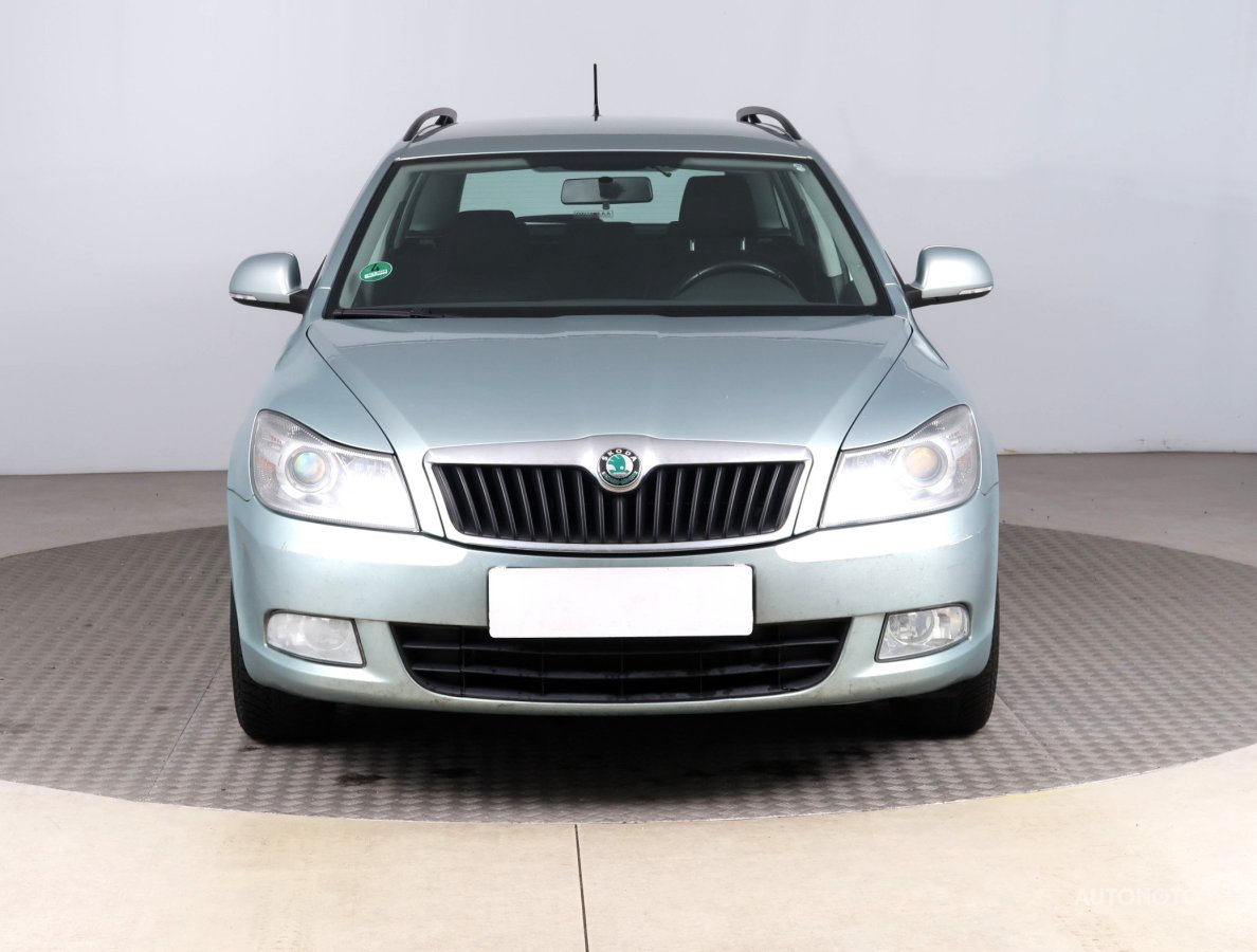 Škoda Octavia, 2012 - pohled č. 2
