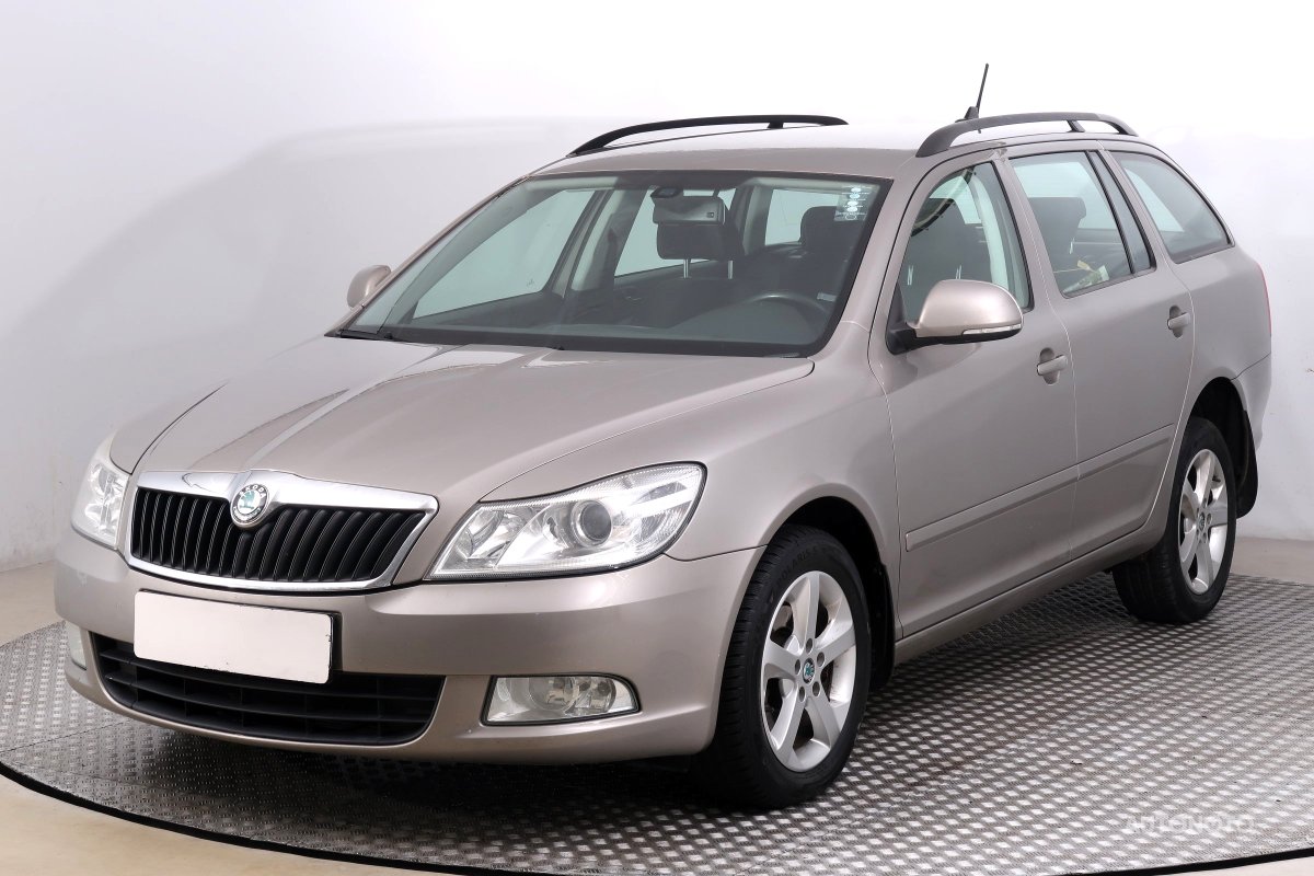 Škoda Octavia, 2011 - pohled č. 3