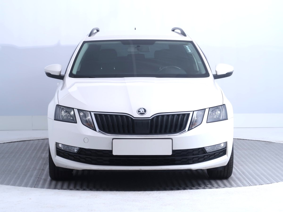 Škoda Octavia, 2017 - pohled č. 2