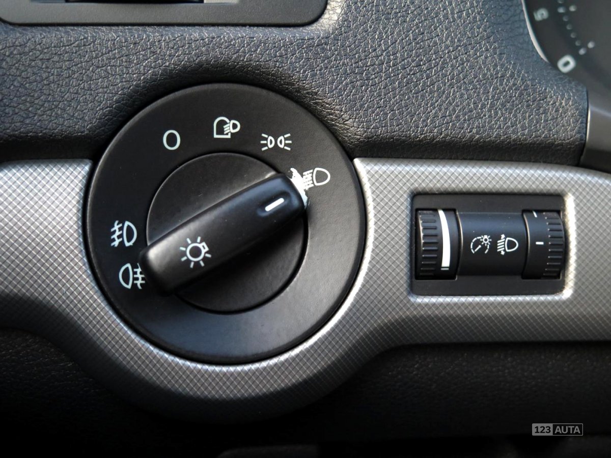 Škoda Octavia, 2006 - pohled č. 17