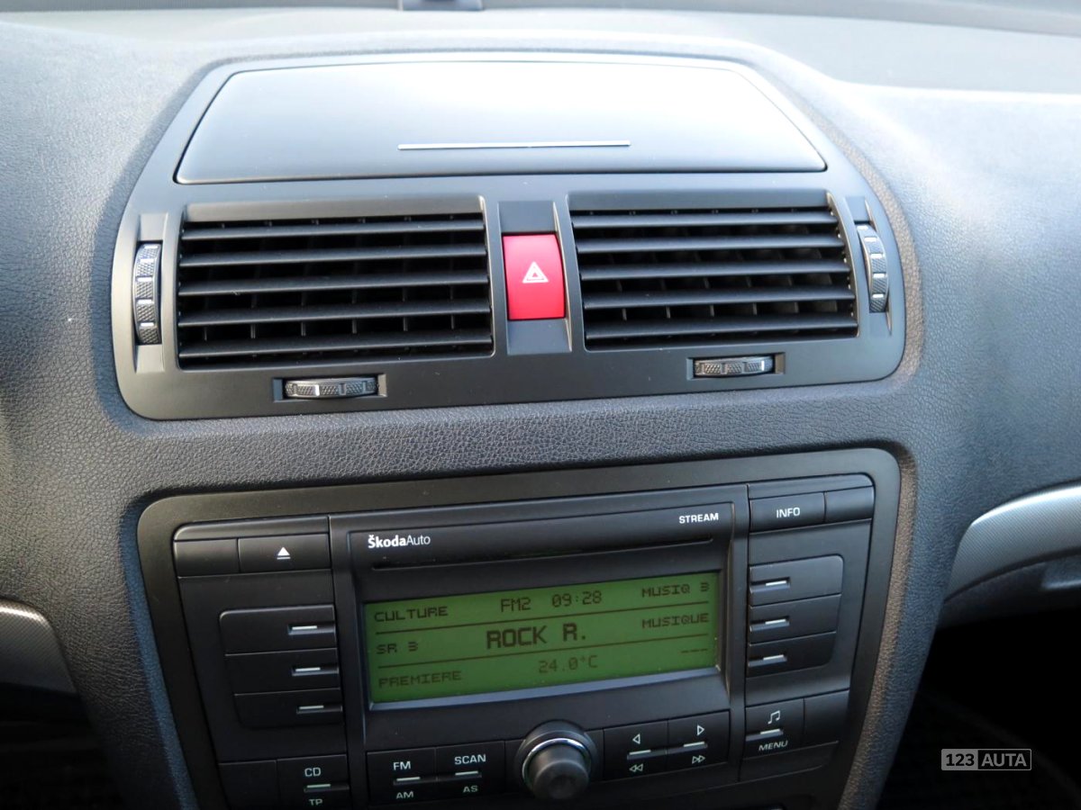 Škoda Octavia, 2006 - pohled č. 22