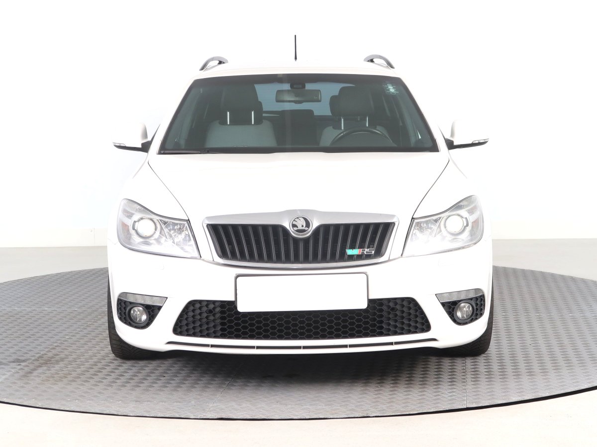 Škoda Octavia, 2012 - pohled č. 2