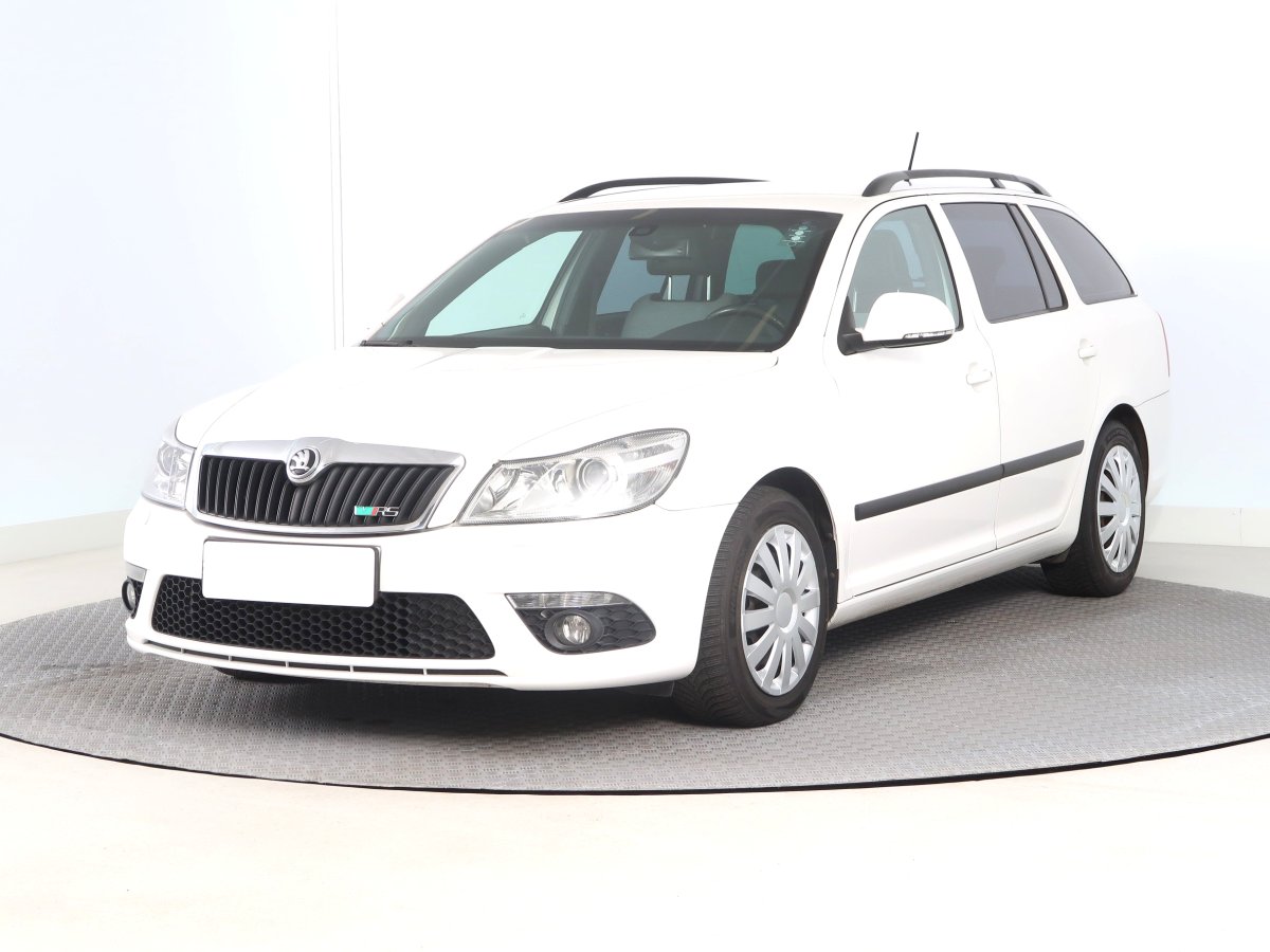 Škoda Octavia, 2012 - pohled č. 3