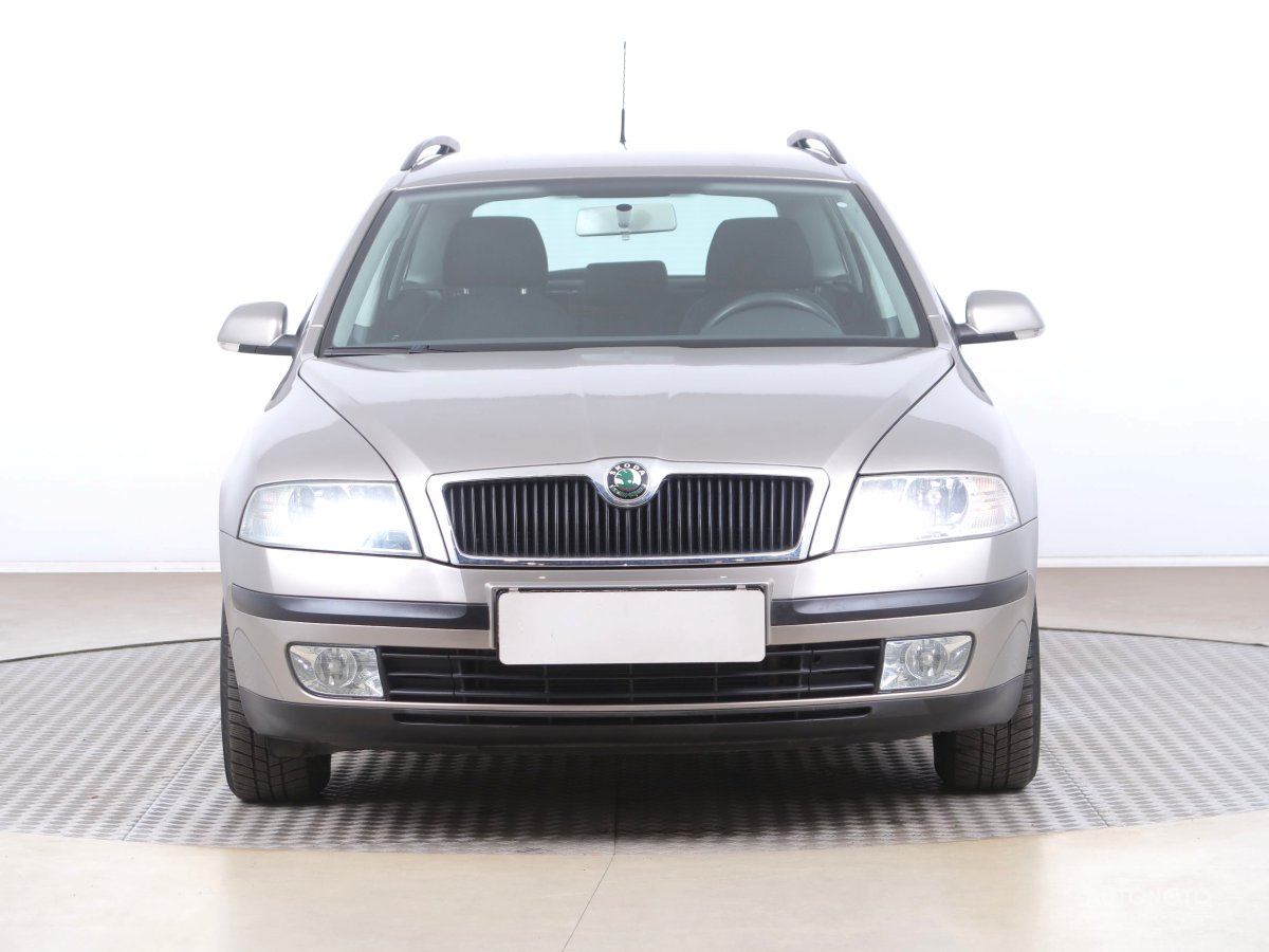 Škoda Octavia, 2006 - pohled č. 2