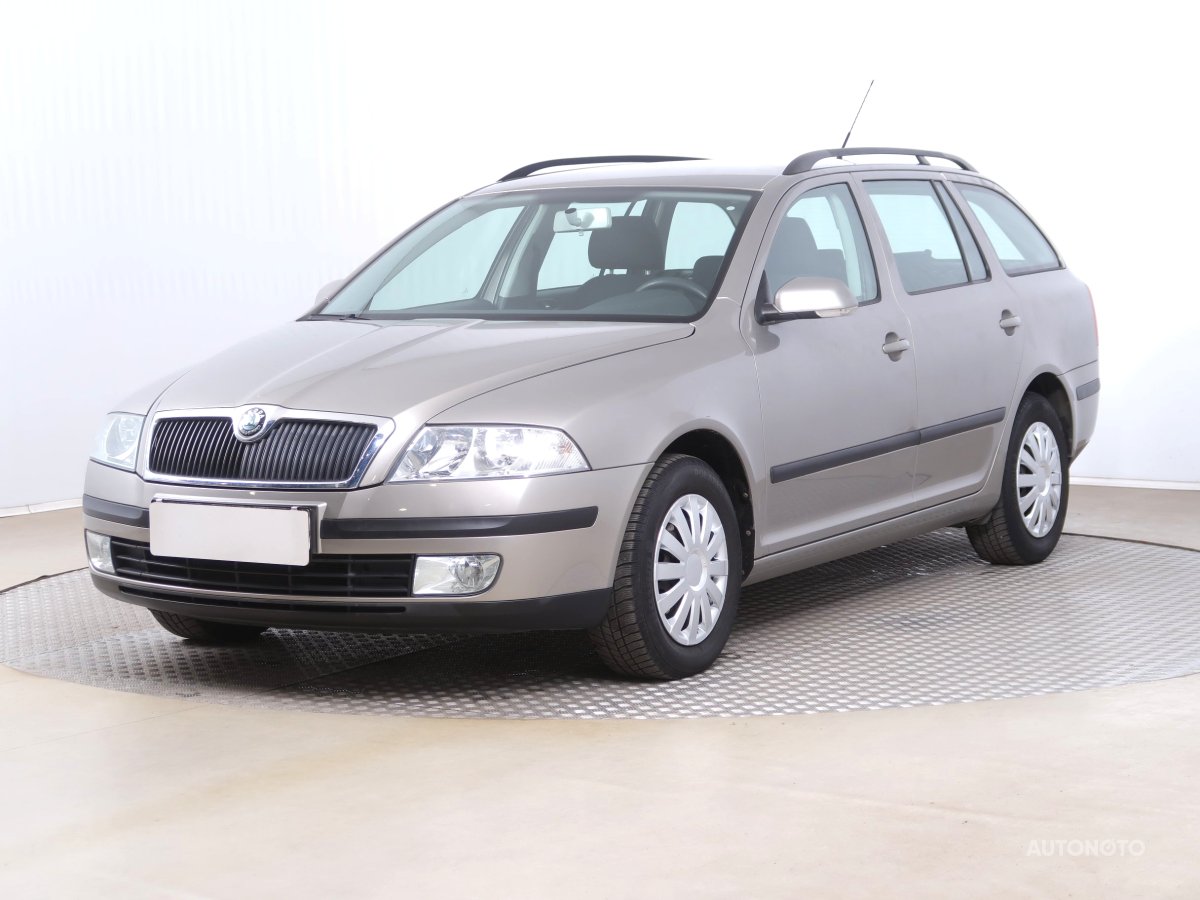 Škoda Octavia, 2006 - pohled č. 3