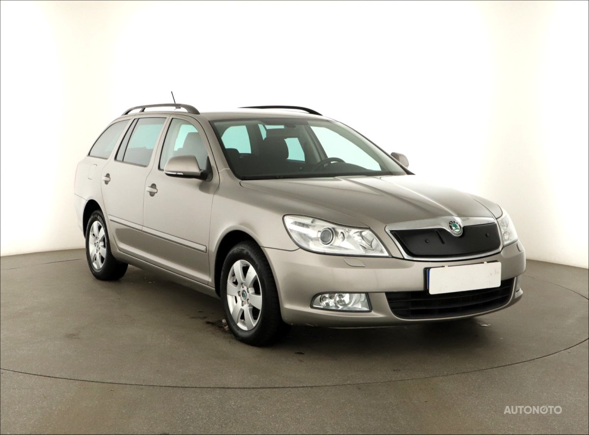 Škoda Octavia, 2011 - celkový pohled