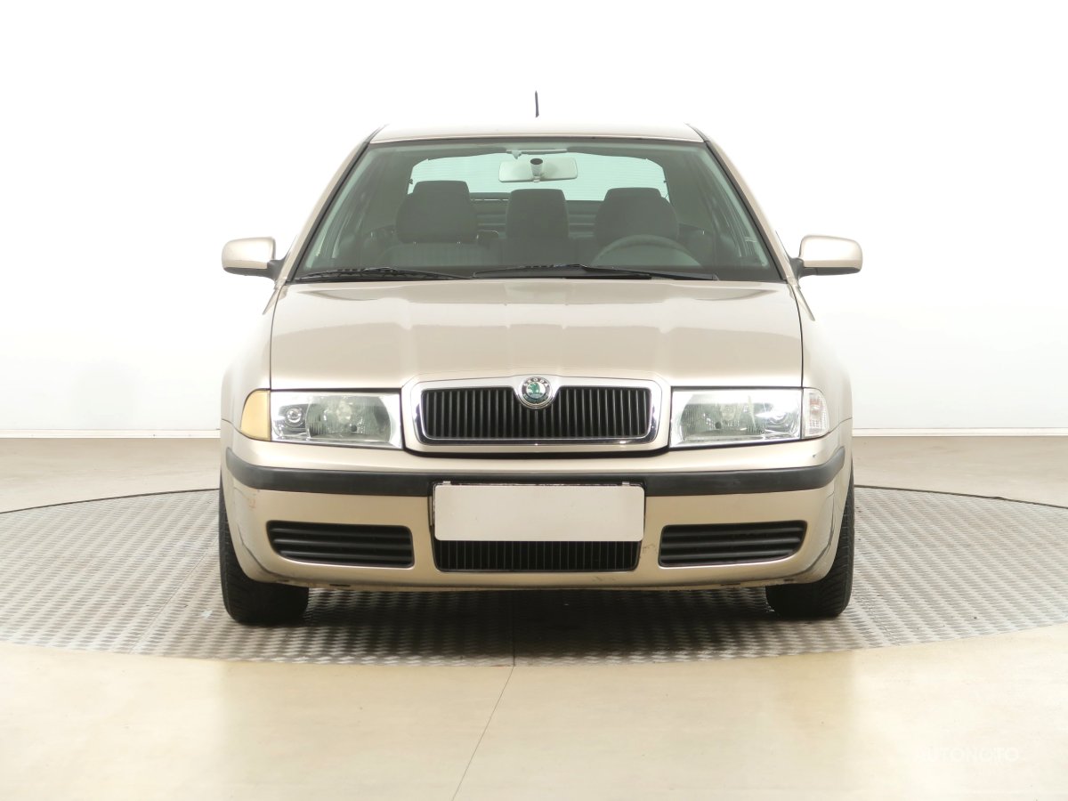 Škoda Octavia, 2004 - pohled č. 2