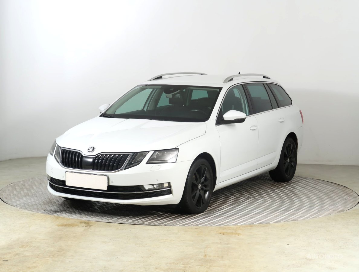 Škoda Octavia, 2017 - pohled č. 3