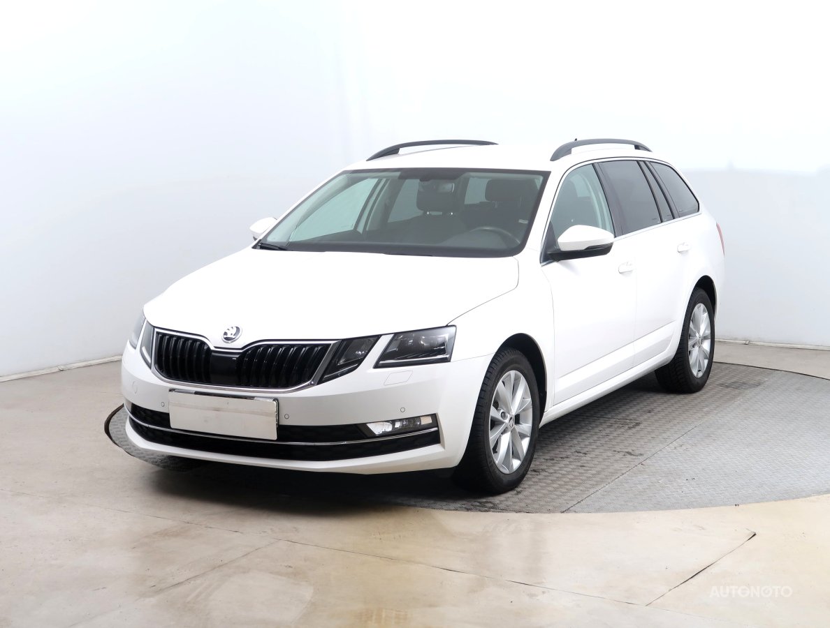 Škoda Octavia, 2018 - pohled č. 3