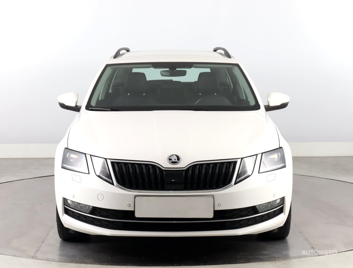 Škoda Octavia, 2018 - pohled č. 2