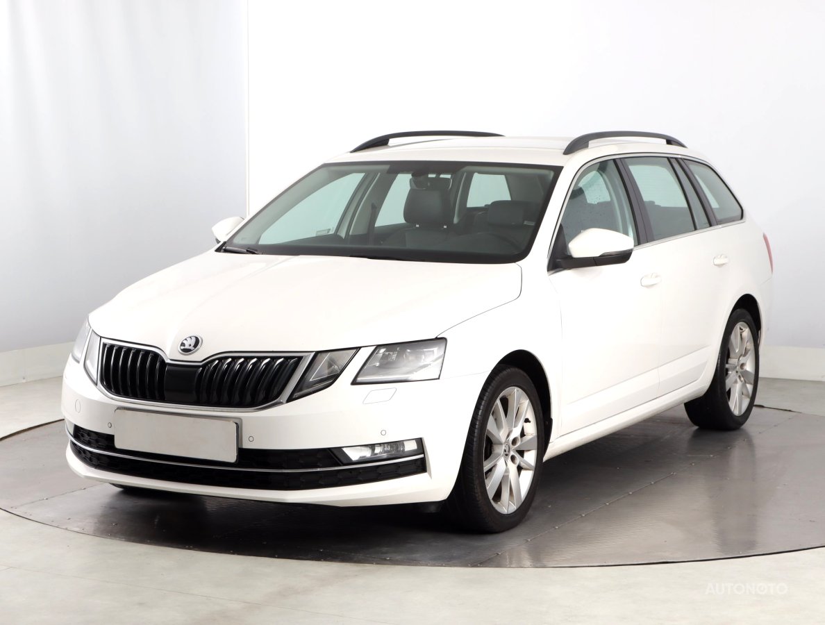 Škoda Octavia, 2018 - pohled č. 3