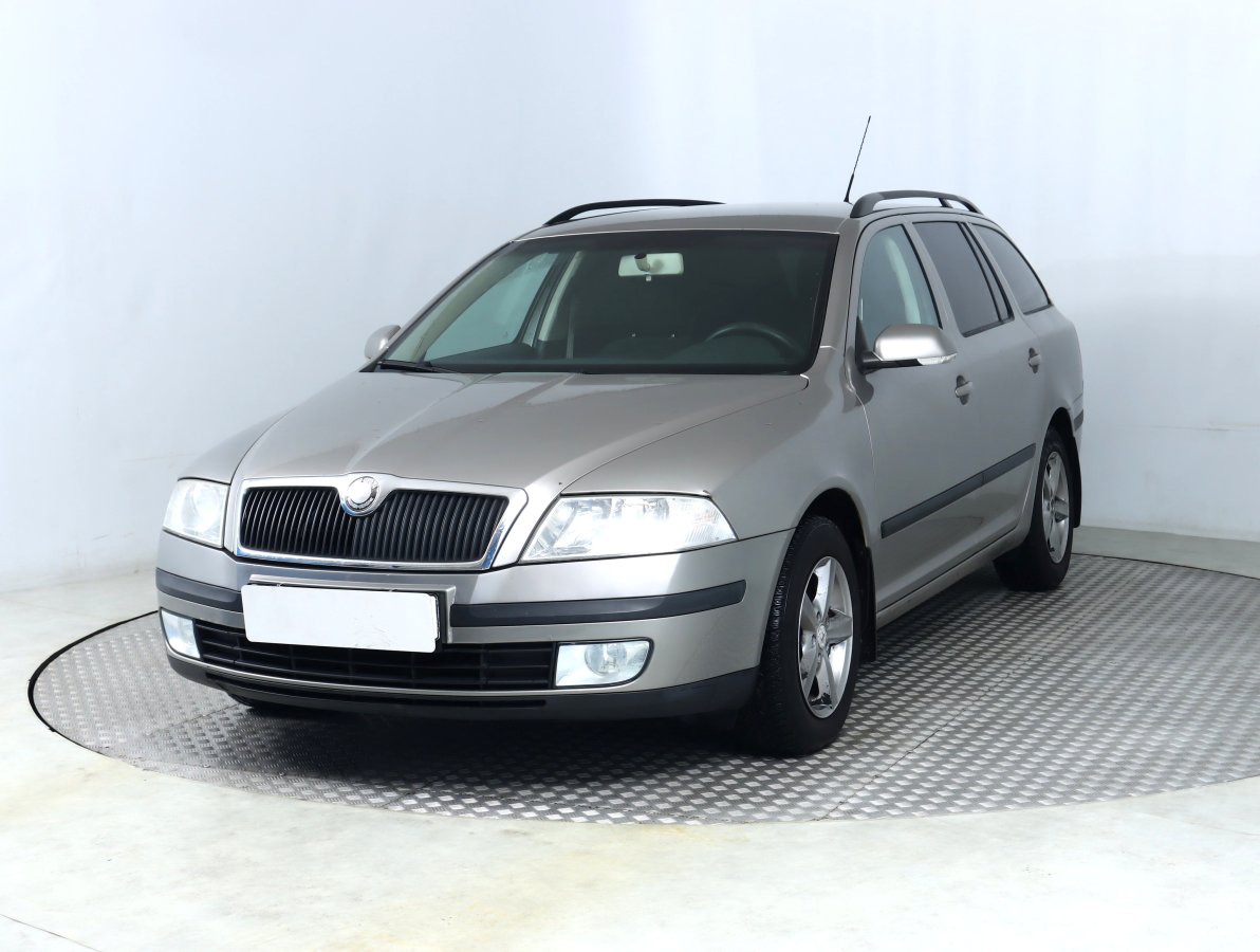 Škoda Octavia, 2008 - pohled č. 3