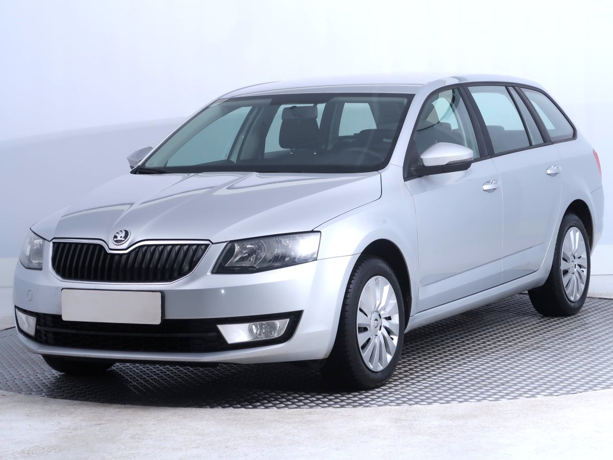 Škoda Octavia, 2015 - pohled č. 3