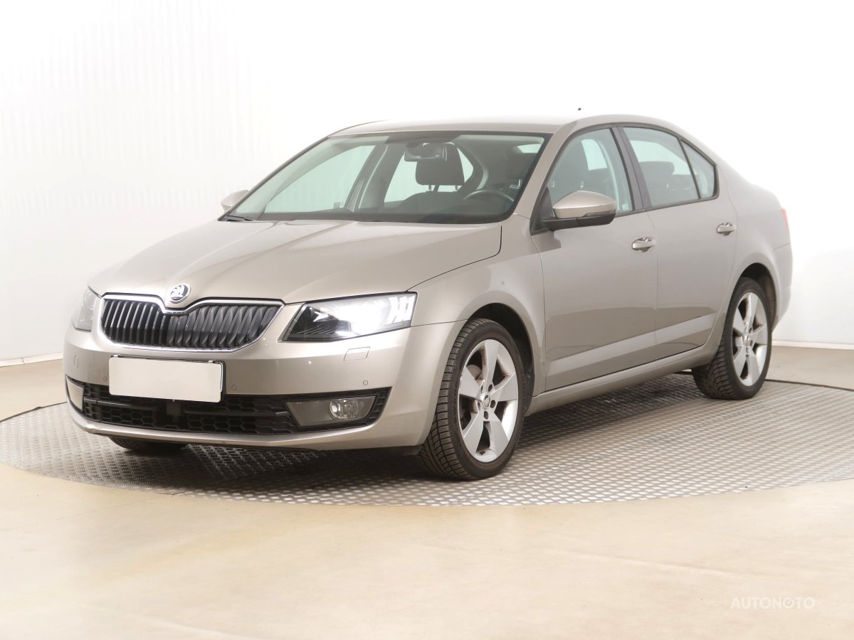 Škoda Octavia, 2015 - pohled č. 3