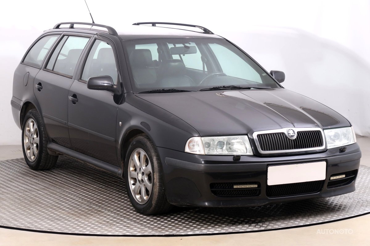 Škoda Octavia, 2004 - celkový pohled