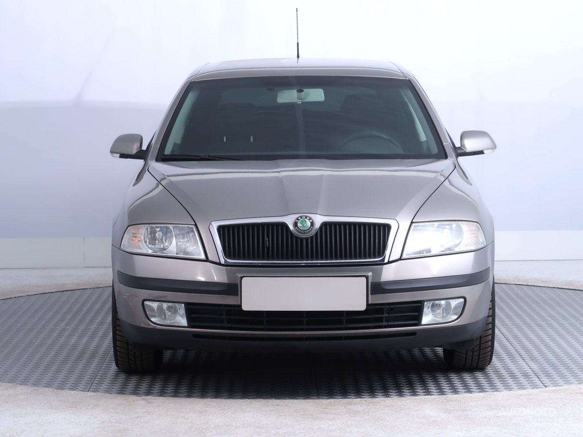 Škoda Octavia, 2008 - pohled č. 2