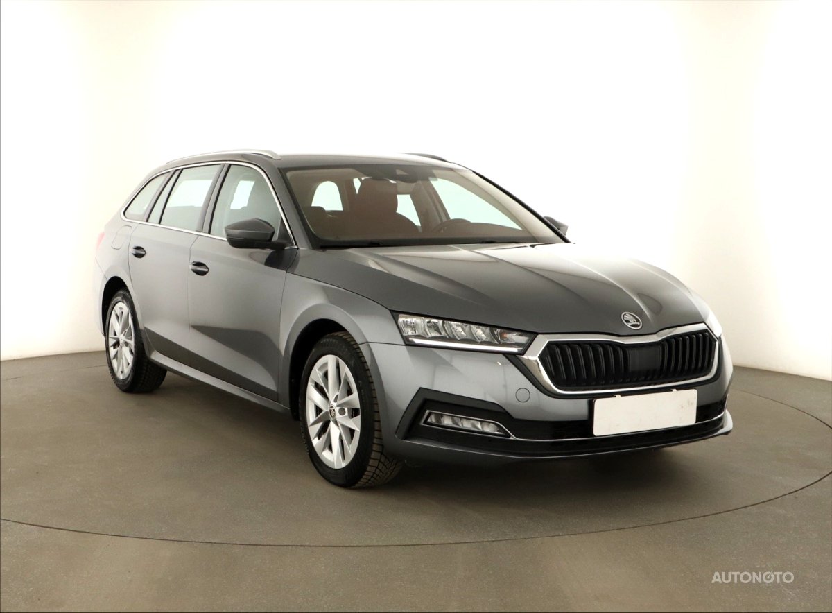 Škoda Octavia, 2022 - celkový pohled