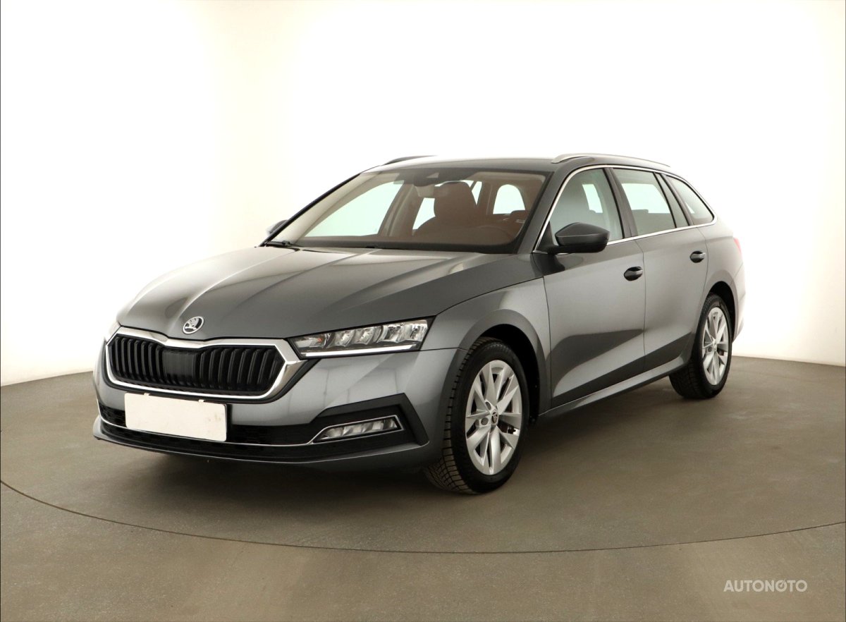 Škoda Octavia, 2022 - pohled č. 3