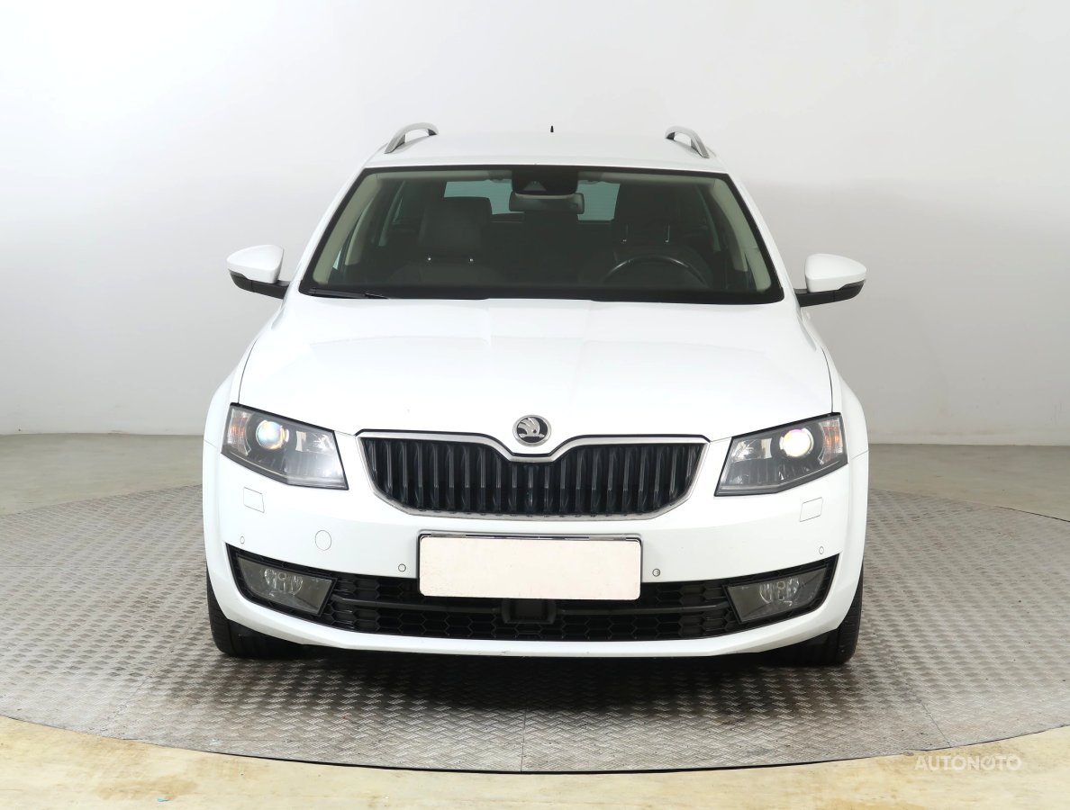 Škoda Octavia, 2015 - pohled č. 2