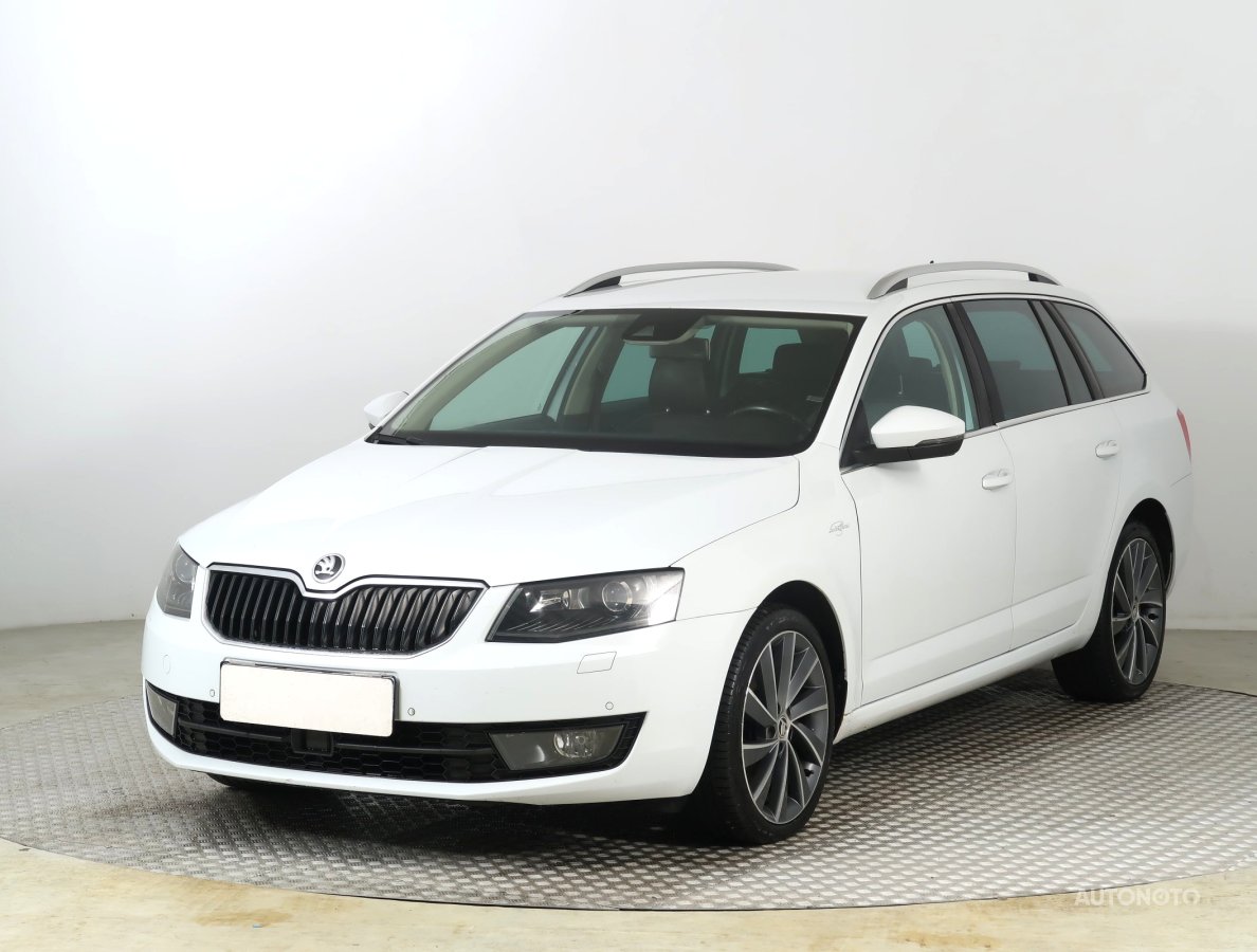 Škoda Octavia, 2015 - pohled č. 3