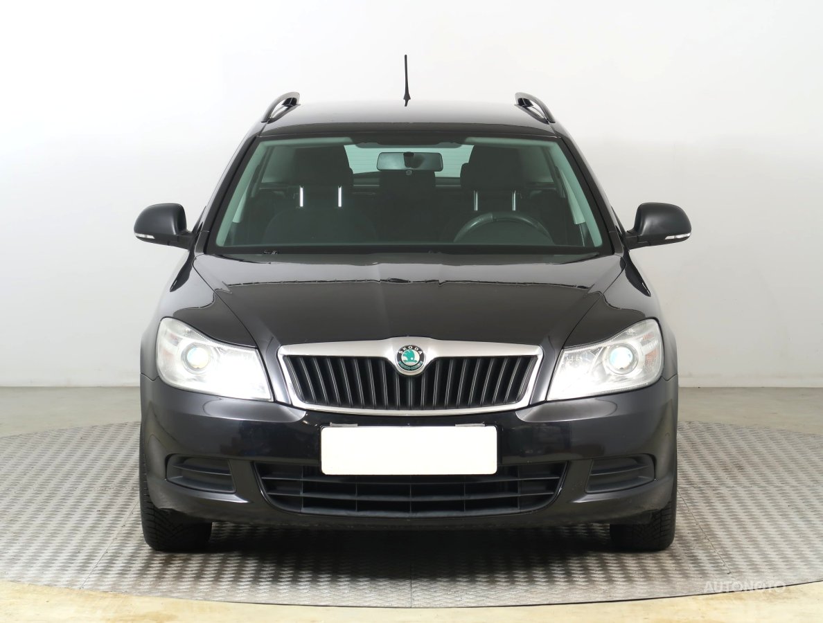 Škoda Octavia, 2012 - pohled č. 2