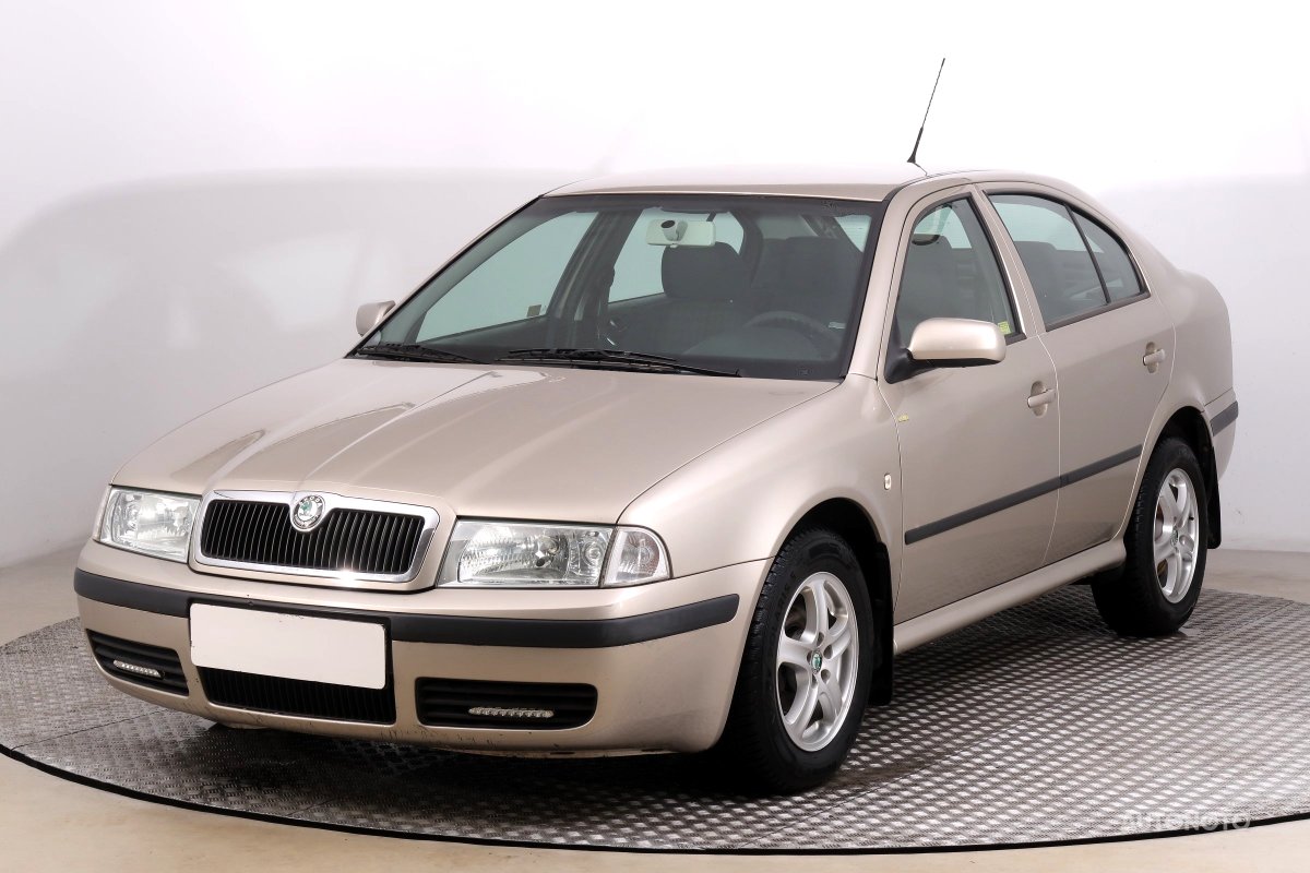 Škoda Octavia, 2004 - pohled č. 3