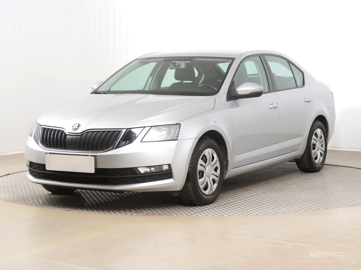 Škoda Octavia, 2018 - pohled č. 3