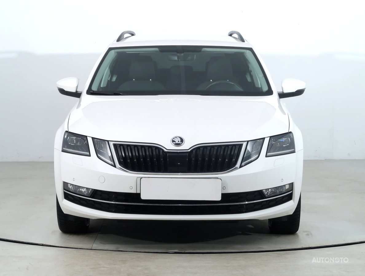 Škoda Octavia, 2018 - pohled č. 2