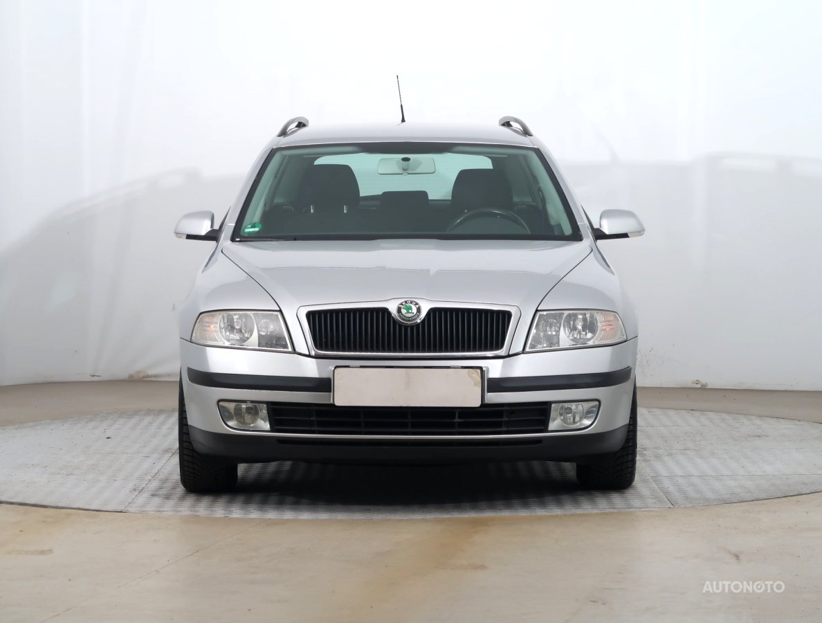 Škoda Octavia, 2008 - pohled č. 2