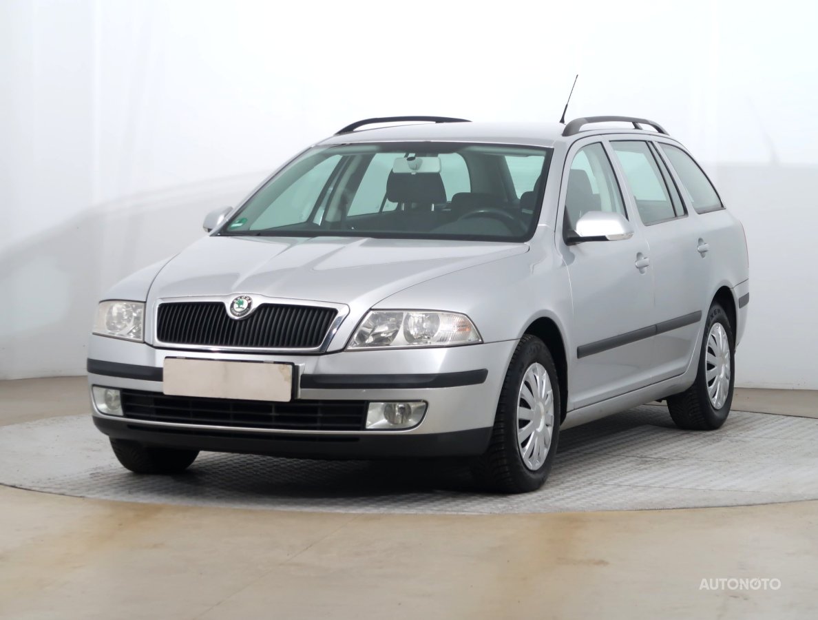 Škoda Octavia, 2008 - pohled č. 3