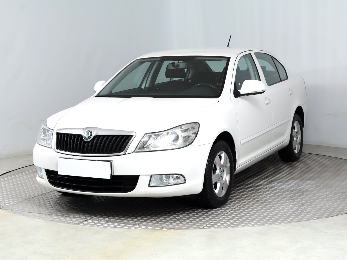 Škoda Octavia, 2012 - pohled č. 3