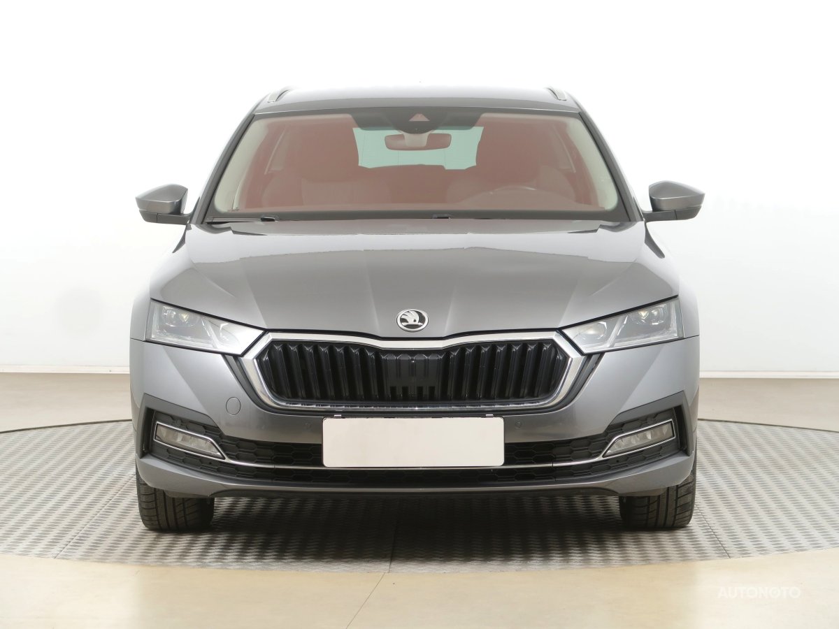 Škoda Octavia, 2022 - pohled č. 2