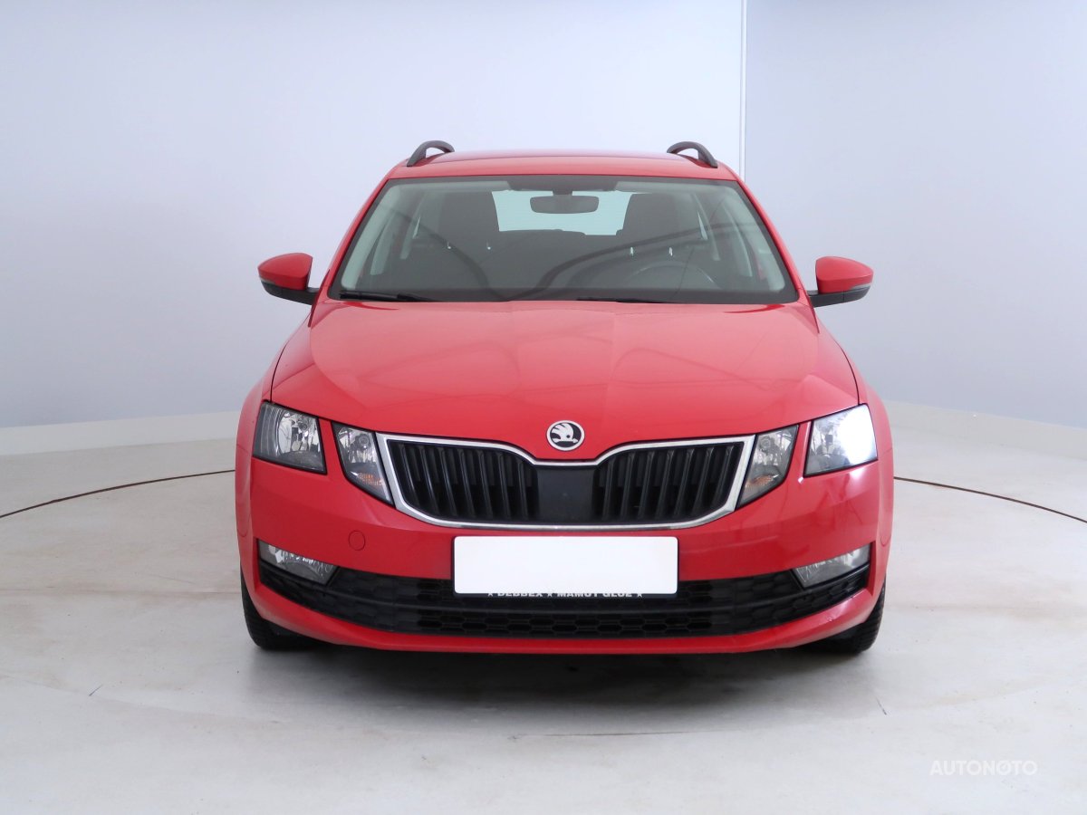 Škoda Octavia, 2018 - pohled č. 2
