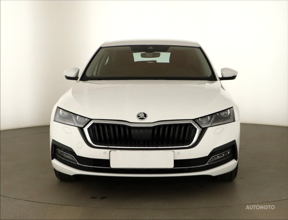 Škoda Octavia, 2020 - pohled č. 2